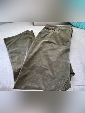 Kut from the Kloth "Karen" baby bootcut Olive corduroy jeans